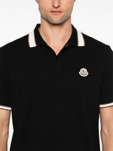 koszulka polo z naszywką z logo