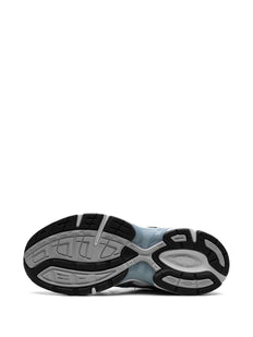 Buty sportowe GEL-1130 "Skóra rekina"