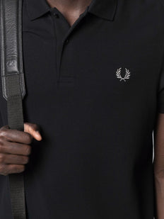 haftowana koszulka polo z logo