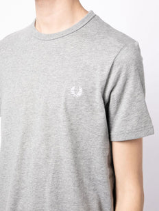 Koszulka z haftowanym logo Ringer