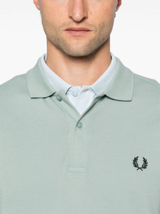 koszulka polo z haftowanym logo