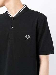 koszulka polo z haftowanym logo
