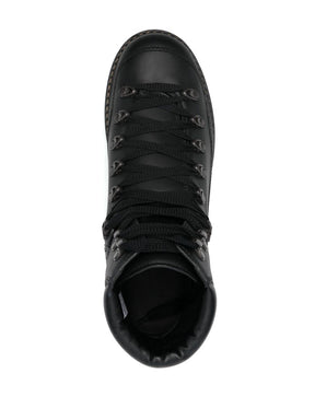 Peka Trek boots