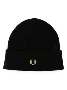 czapka beanie z haftowanym logo