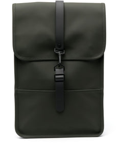 carabiner-fastening waterproof backpack