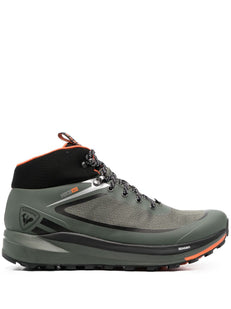 hiking shoes