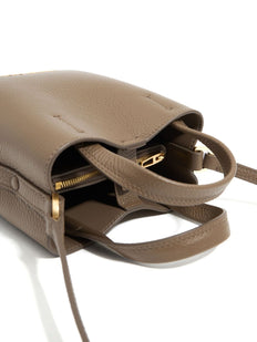 Torebka typu crossbody w stylu chihuahua